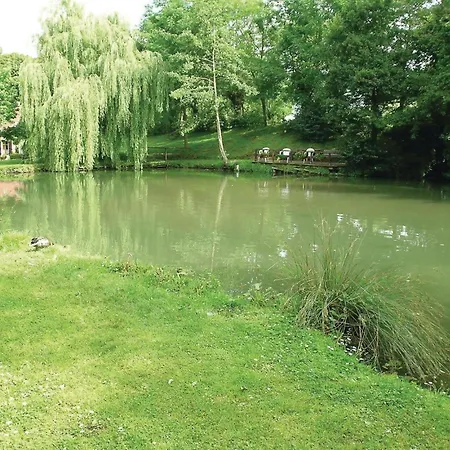 Semesterbostad Sentier Du Denacre *