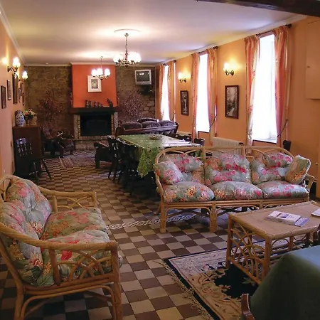 Stunning Home In Wimille With Kitchen